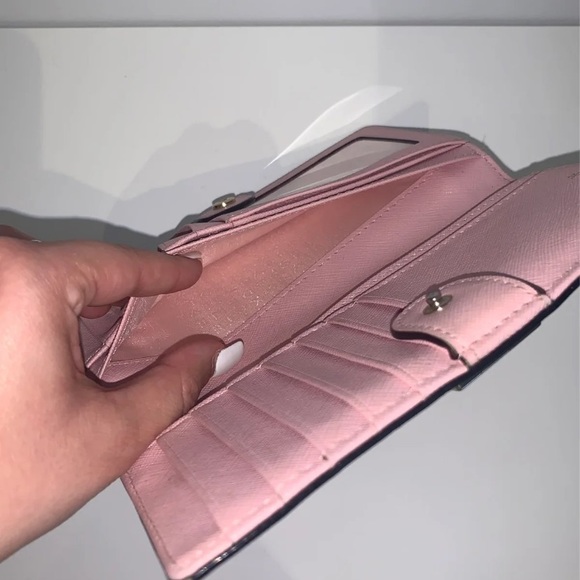Laurel Way Stacy Kate spade wallet - Picture 6 of 6